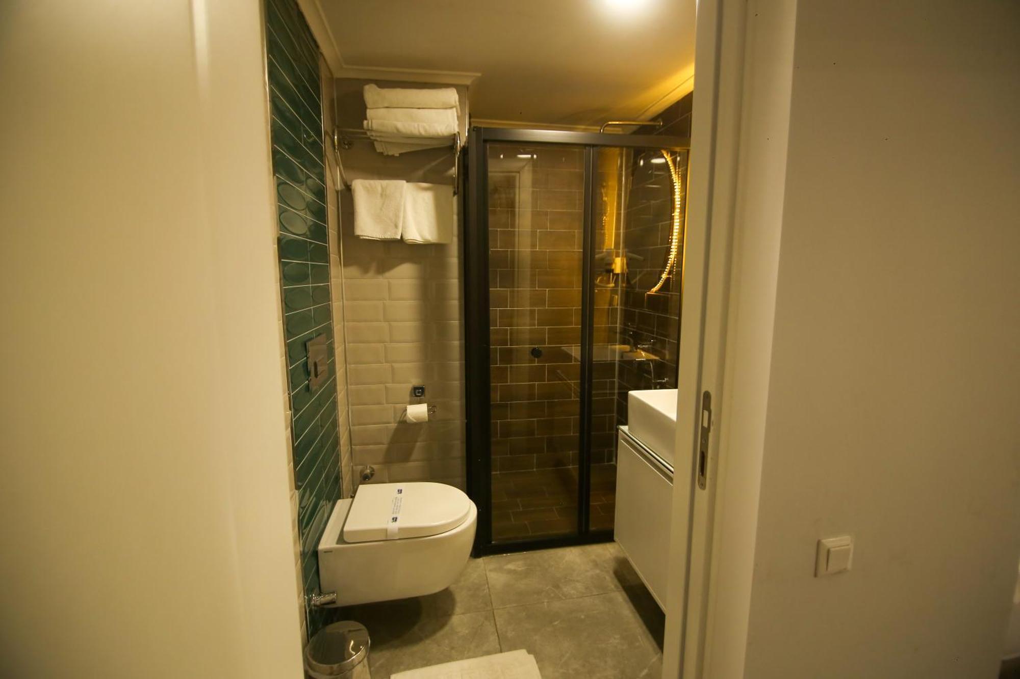 Cevik Palace Hotel アンタルヤ エクステリア 写真