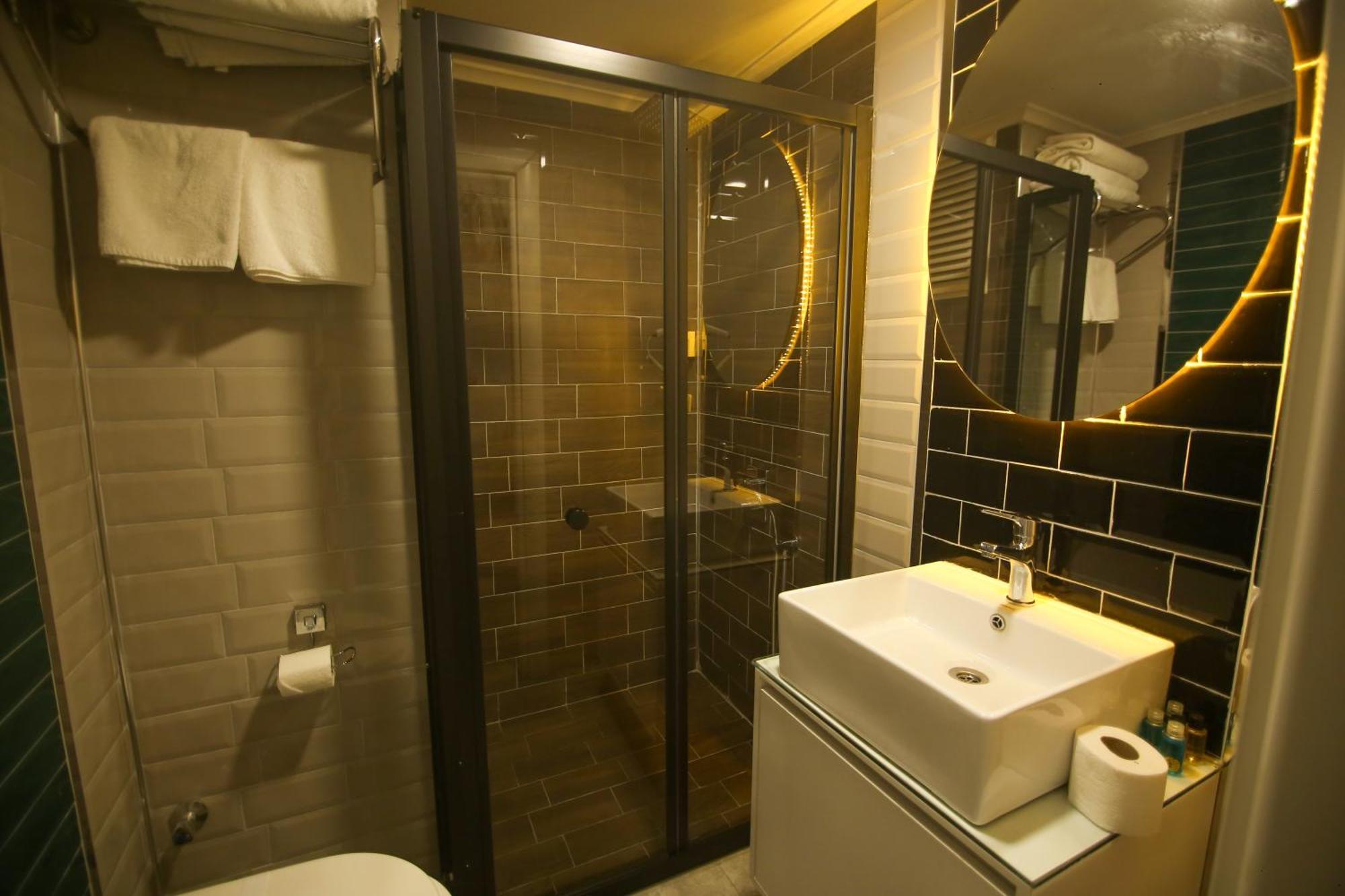 Cevik Palace Hotel アンタルヤ エクステリア 写真